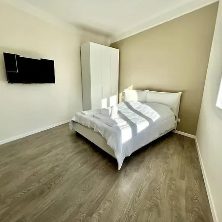 Ariston - Luxury 6 Persone